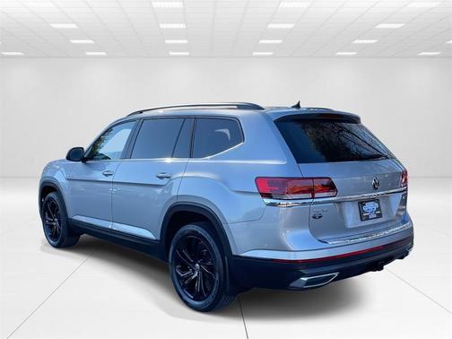 2022 Volkswagen Atlas 3.6L SE w/Technology