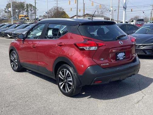 2020 Nissan Kicks SV