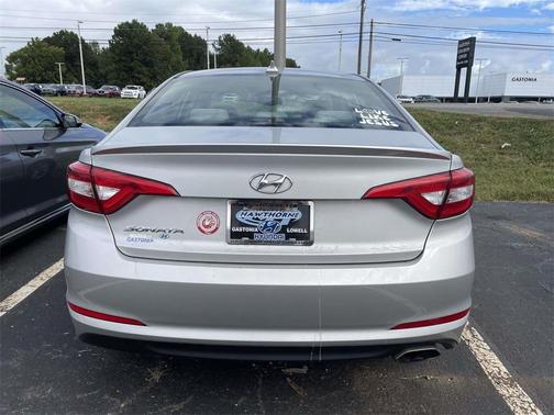 2015 Hyundai SONATA SE