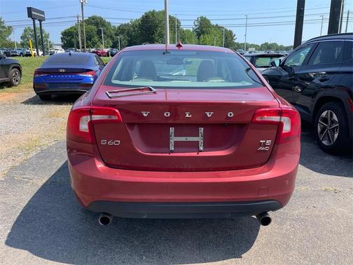 2013 Volvo S60 T5