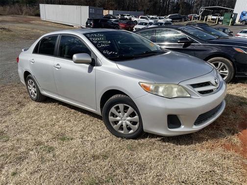 2011 Toyota Corolla LE