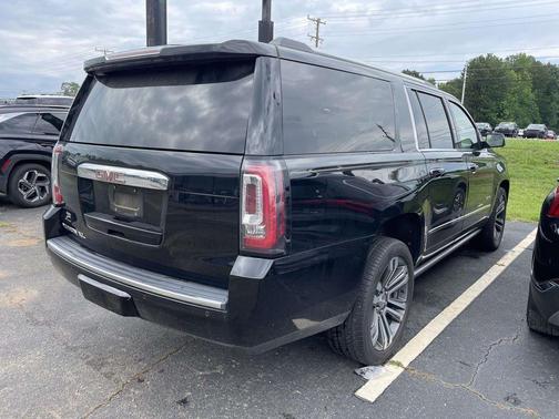 Onyx Black 2019 GMC Yukon XL Denali