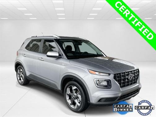 2025 Hyundai VENUE SEL