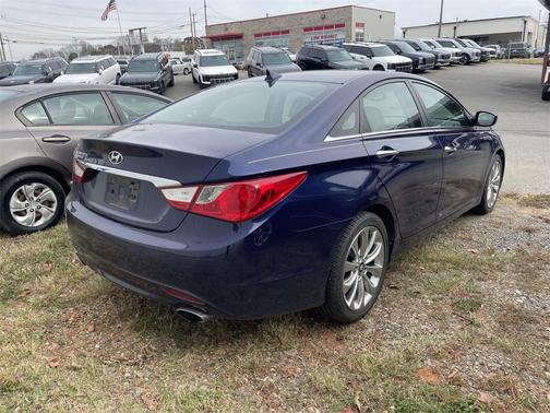 2011 Hyundai SONATA SE