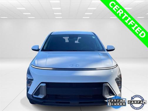 2025 Hyundai KONA SE