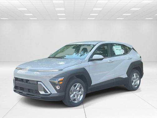 Cyber Gray Metallic 2026 Hyundai KONA SE