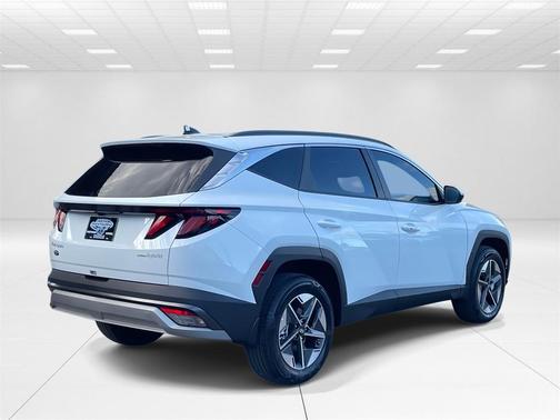 2026 Hyundai TUCSON Hybrid