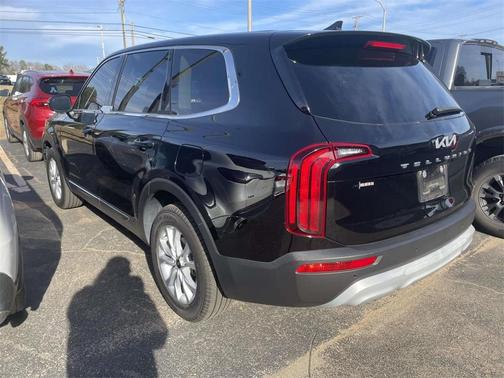 2022 Kia Telluride LX