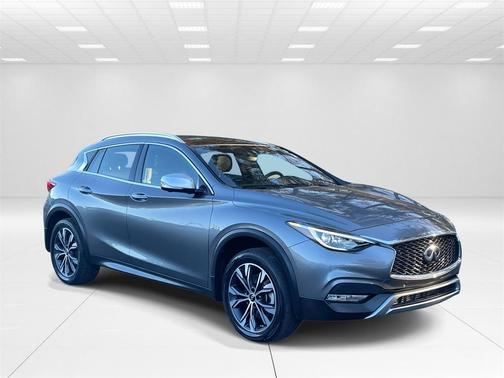2018 INFINITI QX30 ESSENTIAL