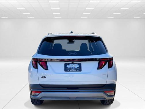 White Pearl 2026 Hyundai TUCSON SEL