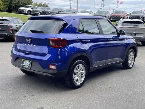 2026 Hyundai VENUE SE