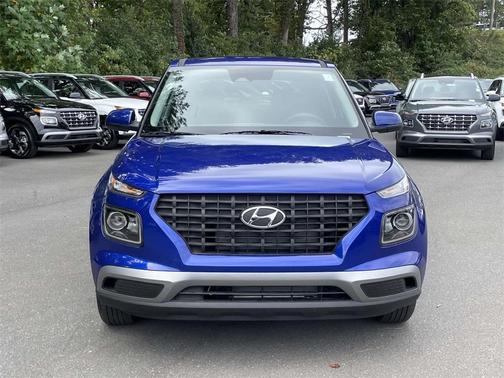 2026 Hyundai VENUE SE