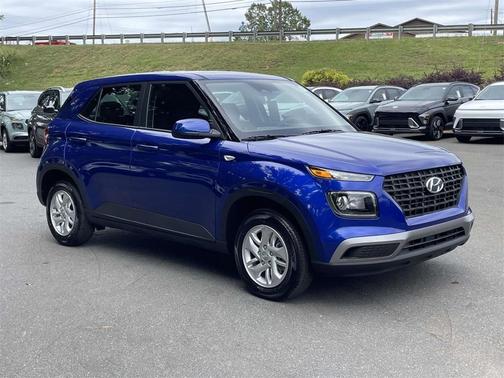 2026 Hyundai VENUE SE