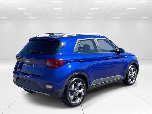 2021 Hyundai VENUE SEL