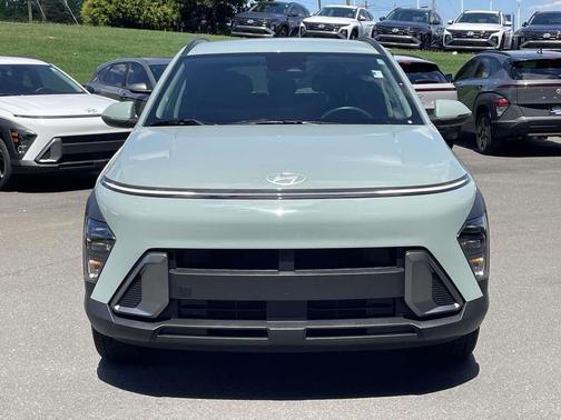 Green 2024 Hyundai KONA SEL