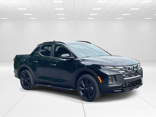 Phantom Black 2024 Hyundai SANTA CRUZ