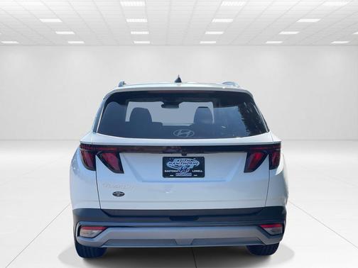 White Pearl 2026 Hyundai TUCSON SEL