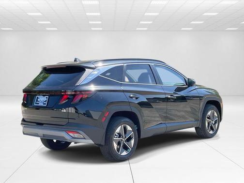 Phantom Black 2026 Hyundai TUCSON SEL