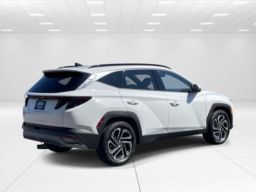 White Pearl 2026 Hyundai TUCSON Limited