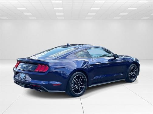 2020 Ford Mustang EcoBoost