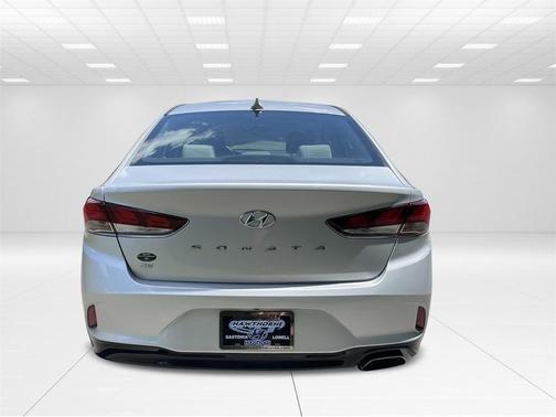2018 Hyundai SONATA SE