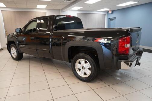 Black 2009 Chevrolet Silverado 1500 LT Extended Cab
