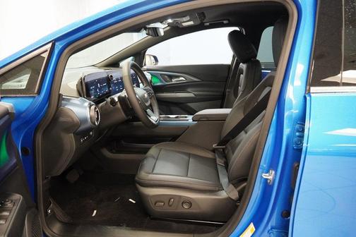 2026 Chevrolet Equinox EV LT 2