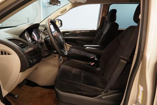 2014 Dodge Grand Caravan AVP/SE