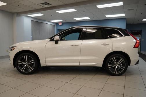 2019 Volvo XC60 T5 Momentum