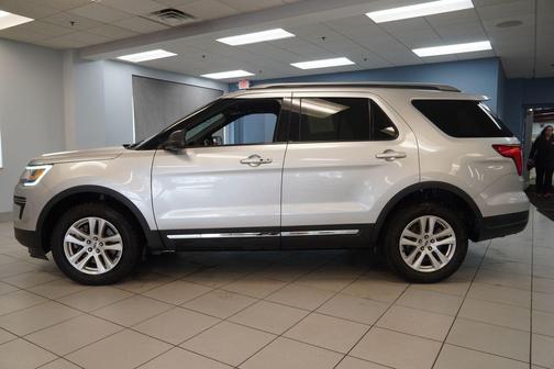 Ingot Silver 2018 Ford Explorer XLT