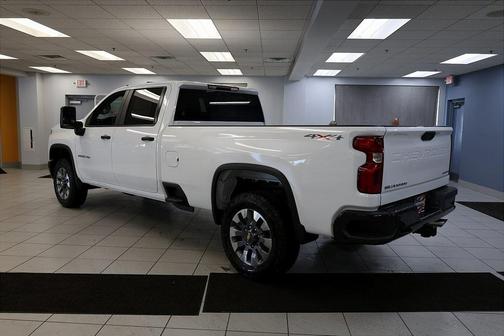 2026 Chevrolet Silverado 2500 Custom
