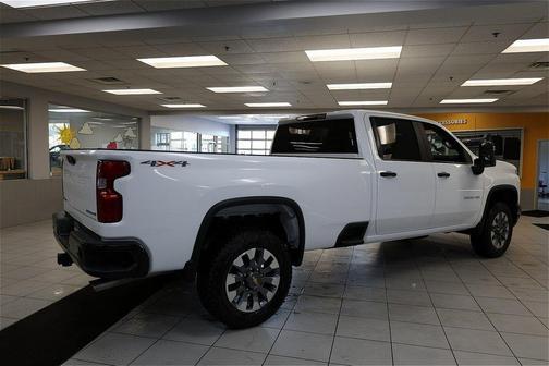 2026 Chevrolet Silverado 2500 Custom