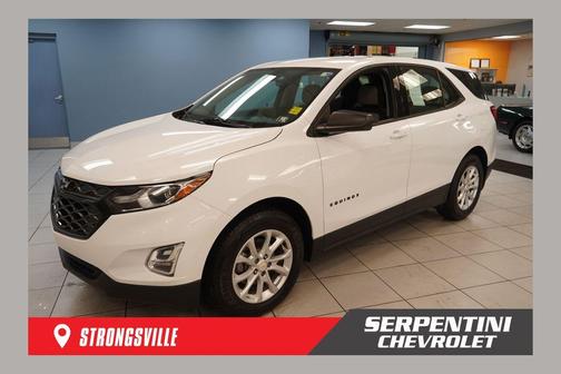 Summit White 2018 Chevrolet Equinox LS