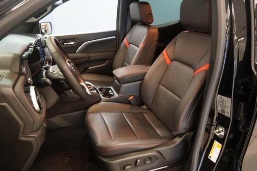 Black 2023 Chevrolet Colorado Z71