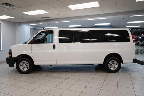 2023 Chevrolet Express 3500 LS