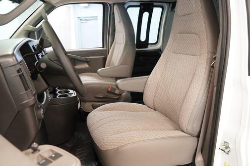 Summit White 2026 Chevrolet Express 2500 Work Van