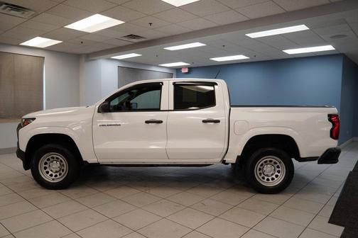 2023 Chevrolet Colorado WT