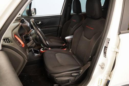 2017 Jeep Renegade Trailhawk