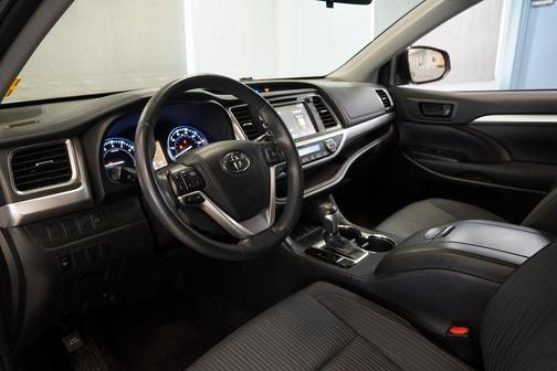 2016 Toyota Highlander LE Plus
