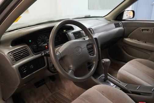 Cashmere 2000 Toyota Camry LE