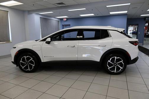 2026 Chevrolet Equinox EV LT 2