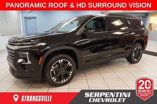 Mosaic Black Metallic 2027 Chevrolet Traverse LT