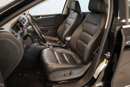 2017 Volkswagen Jetta 1.8T SEL