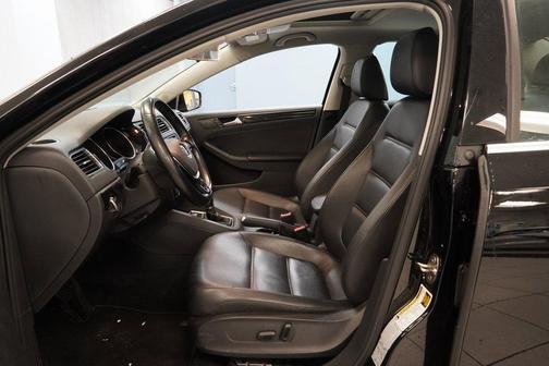 2017 Volkswagen Jetta 1.8T SEL