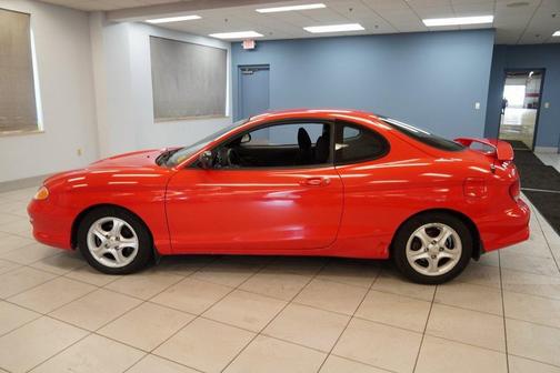 2001 Hyundai Tiburon 