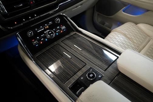 2018 Lincoln Navigator Black Label