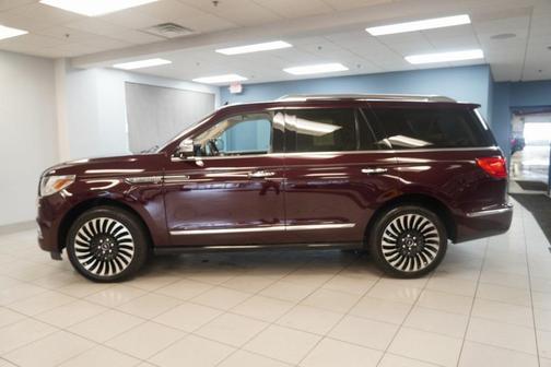 2018 Lincoln Navigator Black Label