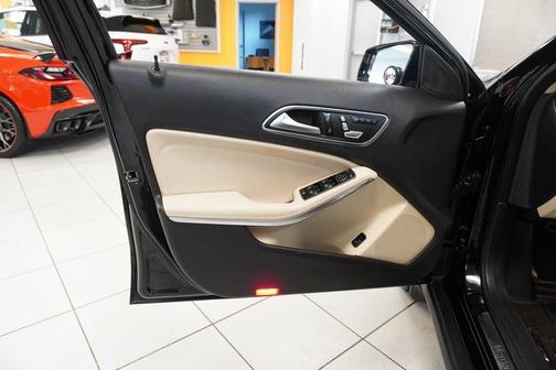 2018 Mercedes-Benz GLA 250 Base 4MATIC