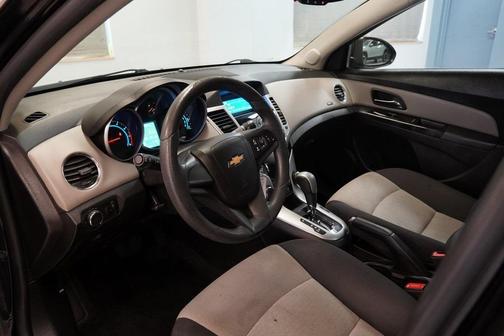 2015 Chevrolet Cruze LS