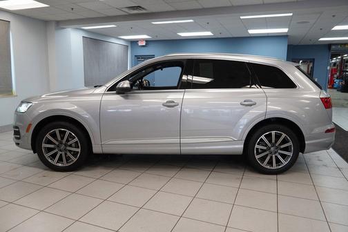 2019 Audi Q7 55 Premium Plus